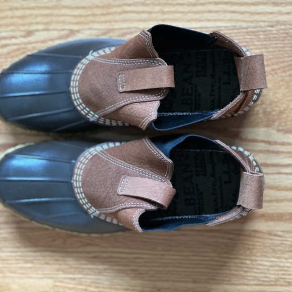 Brand New, never worn, LL Bean 6.5" Chelsea Boot - Picture 2 of 8